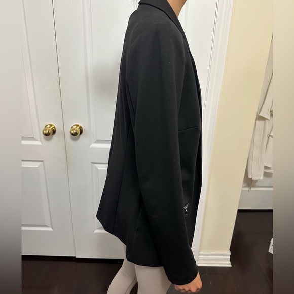 Suzy Blazer - Picture 2 of 6